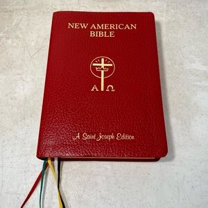 The New American Bible NAB Saint Joseph Edition Giant Print Illustrated Vtg 1991